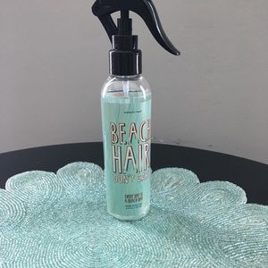 Perfectly Posh. Beach Hair don’t care.